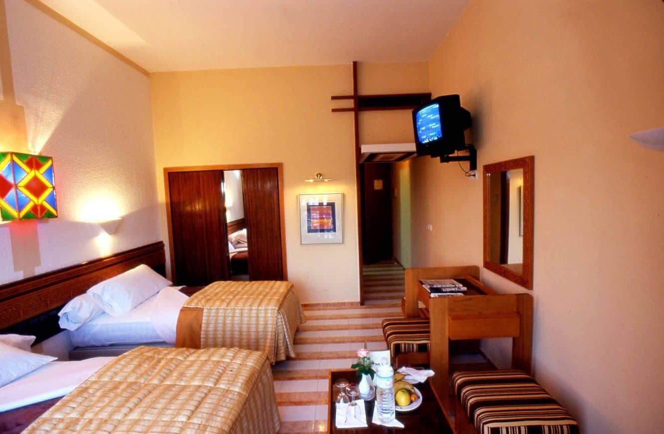 Sidi Harazem Hotel Exterior photo