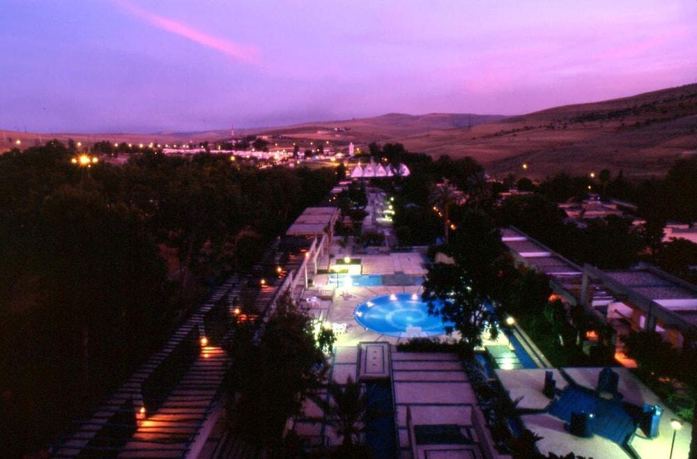 Sidi Harazem Hotel Exterior photo
