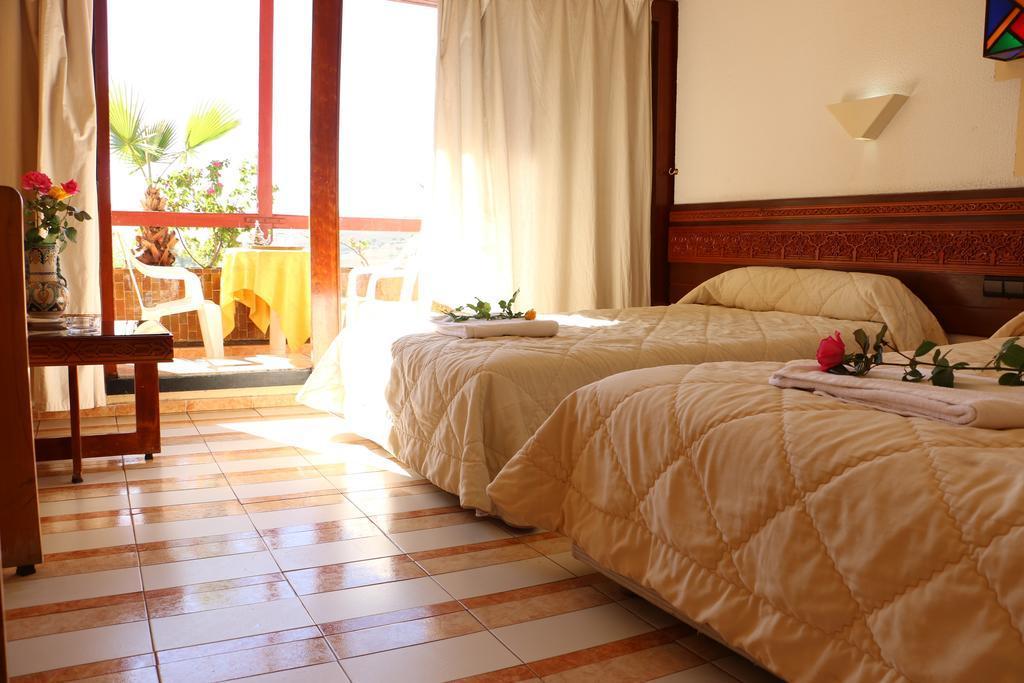 Sidi Harazem Hotel Exterior photo