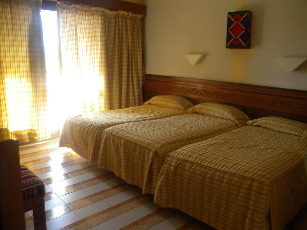Sidi Harazem Hotel Exterior photo
